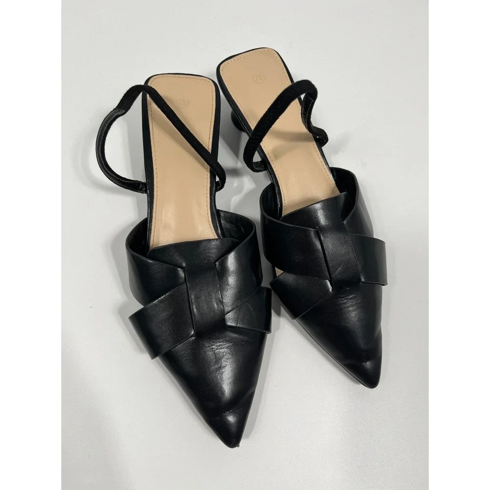 Womens Faux Leather Kitten Heels 7.5 Black Pointed Toe Chic Minimalist Old Money
